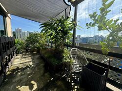 Redhill Forum (D3), Factory #470470241